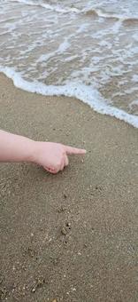 砂つんつん 海,波,砂の写真素材