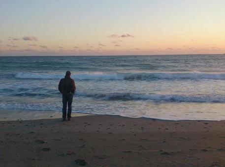 砂浜の夕陽2 砂浜の夕陽2 中田島砂丘,海,夕陽の写真素材