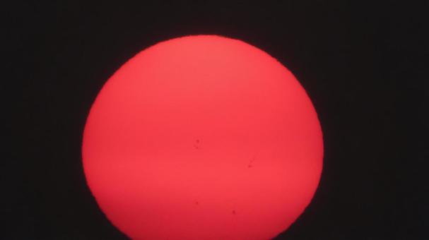 夕暮れの太陽 夕暮れの太陽の写真