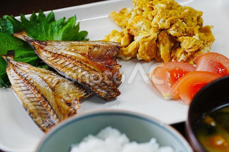 アジの干物の朝ごはん 食事,食卓,朝ごはんの写真素材