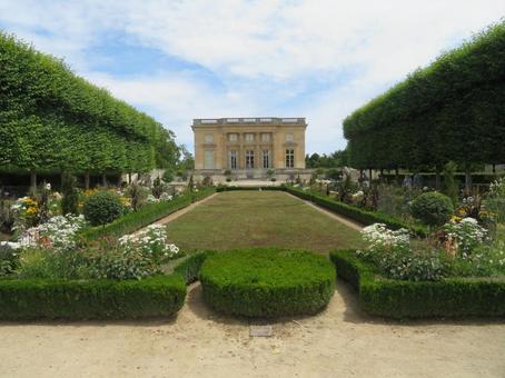 ヴェルサイユ宮殿の小トリアノン宮殿 小トリアノン宮殿,プチ・トリアノン,ヴェルサイユ宮殿の写真素材