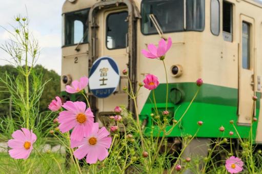 小湊鐵道 小湊鐵道 小湊鐵道,上総川間駅,急行富士号の写真素材