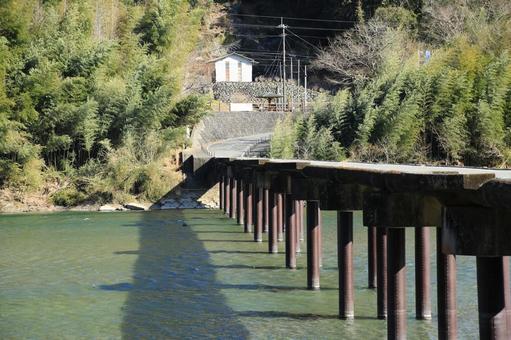 高知県いの町 名越屋沈下橋 高知県いの町 名越屋沈下橋 名越屋沈下橋,沈下橋,橋の写真素材