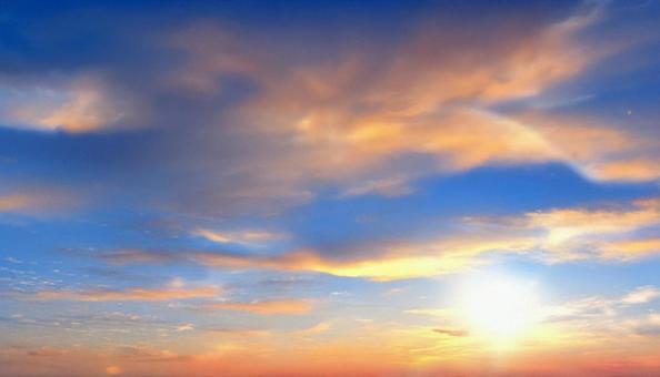 明け方の空 明け方の空の写真