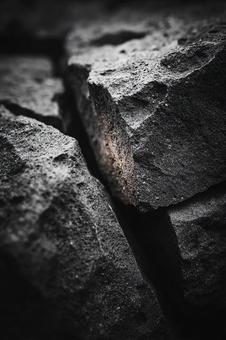 モノクロで表現された岩の質感 モノクロで表現された岩の質感の写真