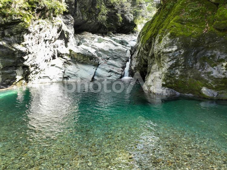 愛媛県西条市　止呂峡の風景 止呂峡,止呂淵,渓谷の写真素材