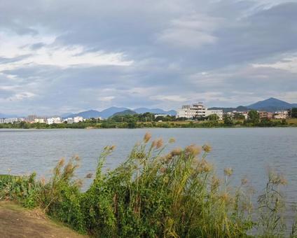 中国の河原の風景 中国の河原の風景の写真