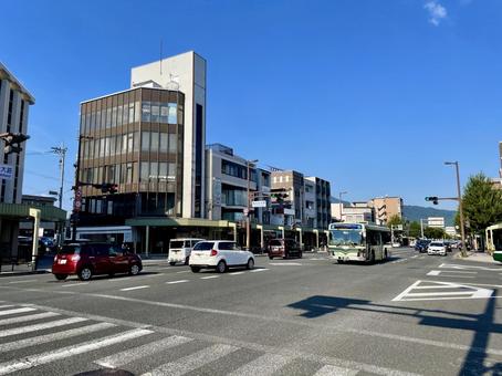 京都市烏丸北大路交差点2 京都市烏丸北大路交差点2 京都市,烏丸北大路,北大路通の写真素材