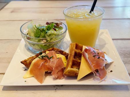 ワッフルモーニング ワッフルモーニング ワッフル,モーニングセット,朝食の写真素材