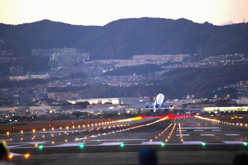 離陸 1512 10 飛行機,航空機,旅客機の写真素材