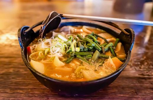 山梨の名物ほうとううどん 山梨の名物ほうとううどんの写真