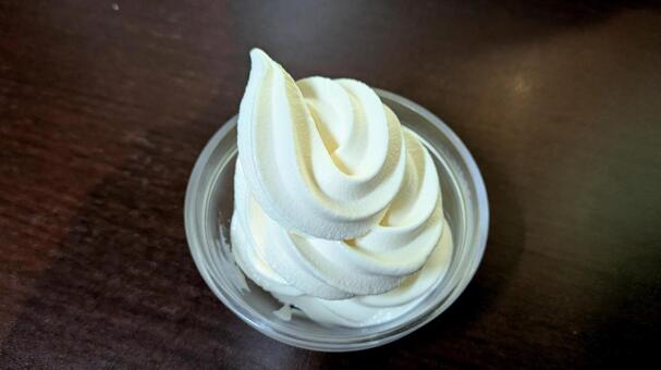 ネットカフェのソフトクリーム ソフトクリーム,ネットカフェ,アイスデザートの写真素材