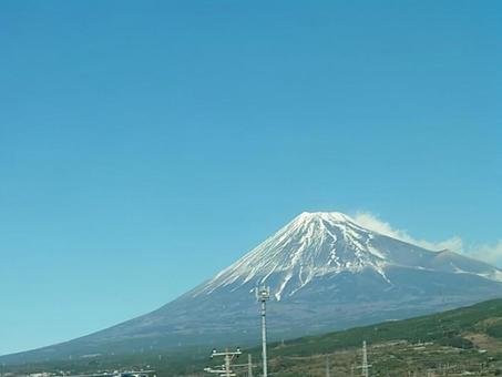 新幹線から見た富士山 新幹線から見た富士山の写真