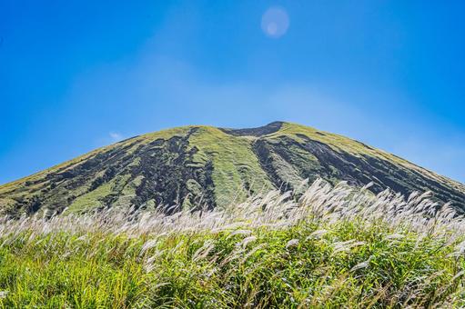 熊本県　阿蘇市　阿蘇くじゅう国立公園 阿蘇くじゅう国立公園,阿蘇,熊本の写真素材
