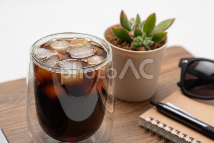 コーヒーブレイク ノート,デスク,机の写真素材