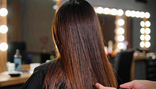 ストーレートヘアーの写真