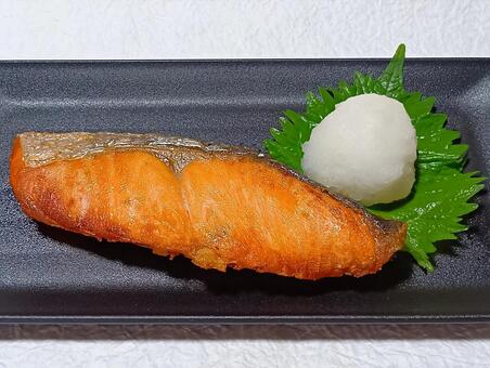 銀鮭塩焼き 鮭,魚,塩焼きの写真素材