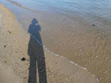 海にシルエット 海にシルエット 海,シルエット,波打ち際の写真素材