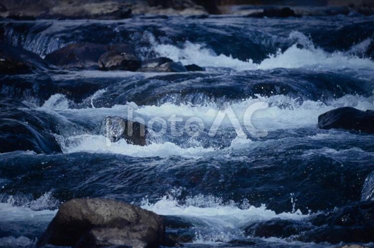 市川の岩場の流れ 川,風景,自然の写真素材