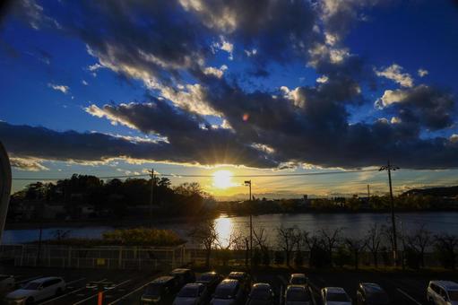 夕暮れ 夕暮れの写真
