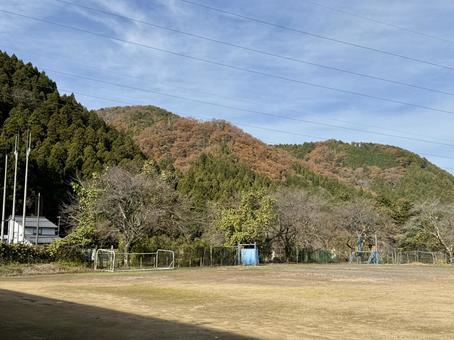 坂井市竹田農山村交流センター　グラウンド 坂井市竹田農山村交流センター,グラウンド,秋の写真素材