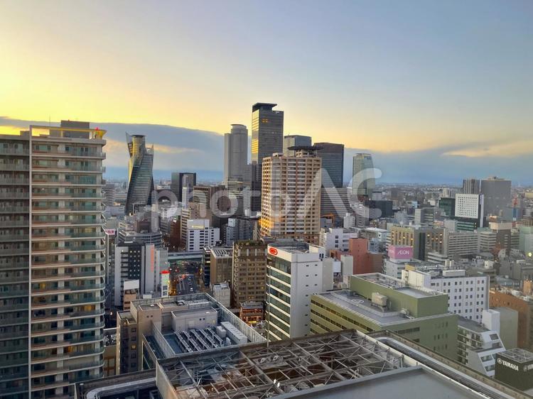 名古屋の風景３　夕方 景色,ビル,眺めの写真素材
