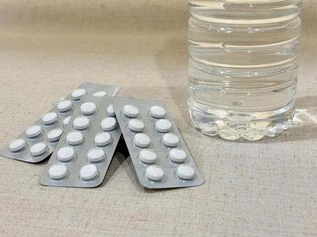 薬を飲むイメージ 10 内服薬,錠剤,頓服の写真素材