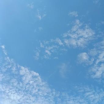 おそい秋雲の季節が来た おそい秋雲の季節が来たの写真
