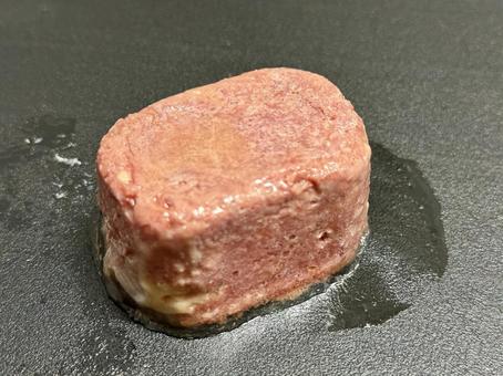 コンビーフ 牛肉の成型肉 コンビーフ 牛肉の成型肉の写真