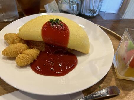 オムライス カフェ,おしゃれ,オムライスの写真素材