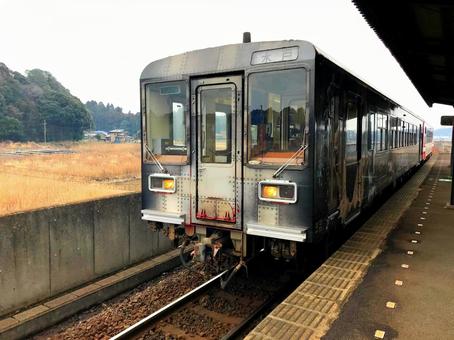 Local line diesel locomotive train photography, JPG