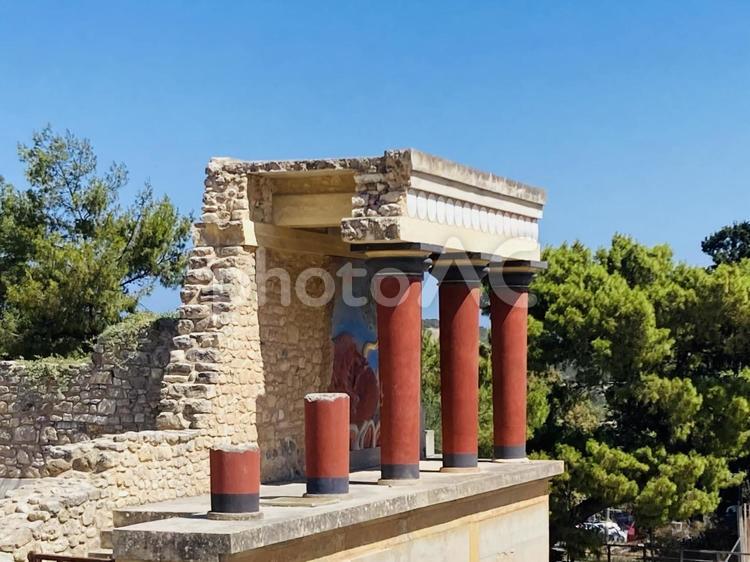 クレタ島のクノッソス宮殿 クノッソス宮殿,クレタ島,ギリシャの写真素材