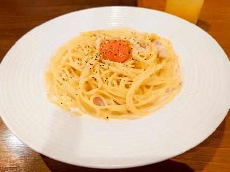 カルボナーラ カルボナーラ カルボナーラ,スパゲッティ,パスタの写真素材
