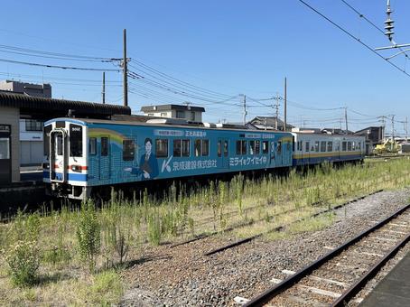 キハ5002+キハ5011 キハ5002+キハ5011 鉄道,電車,列車の写真素材