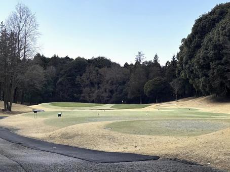 茨城県の冬のゴルフ場の景色 茨城県の冬のゴルフ場の景色 ゴルフ,ゴルフ場,景色の写真素材
