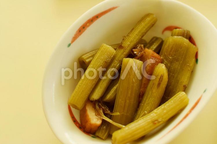 春の山菜　蕗の煮付け 煮付け,山菜,蕗の写真素材
