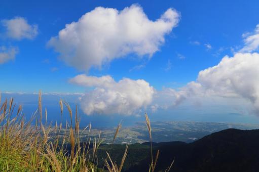 妙見岳山頂展望所からの眺めの写真