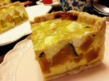 かぼちゃのキッシュ かぼちゃのキッシュ カボチャとクリームチーズのキッ,かぼちゃのキッシュ,かぼちゃの写真素材