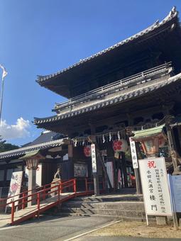 水田天満宮・楼門（縦） 水田天満宮,福岡県筑後市,文化財の写真素材