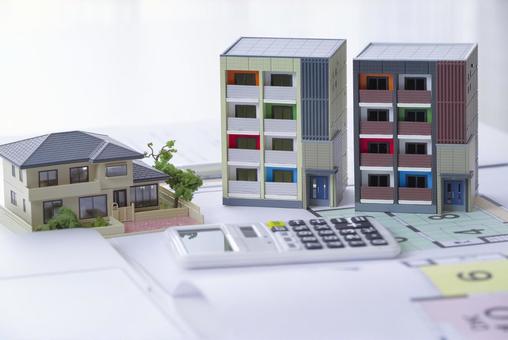 住宅建築や不動産購入を検討するイメージ 不動産,住宅,一戸建ての写真素材