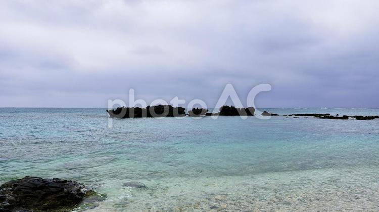 鹿児島県与論島の大金久海岸と百合ヶ浜 大金久海岸,百合ヶ浜,与論の写真素材