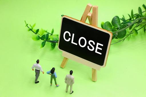 CLOSEの文字とブラックボード close,クローズ,オフィスの写真素材