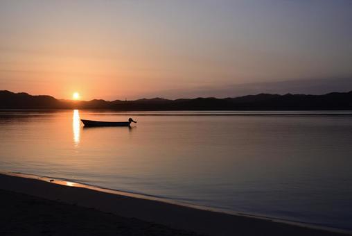 Amami Oshima scenery - The sun rising over the Amami Crater, JPG