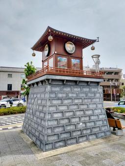 JR成田駅東口広場の成田からくり時計 JR成田駅東口広場の成田からくり時計 成田駅,成田からくり時計,千葉県の写真素材