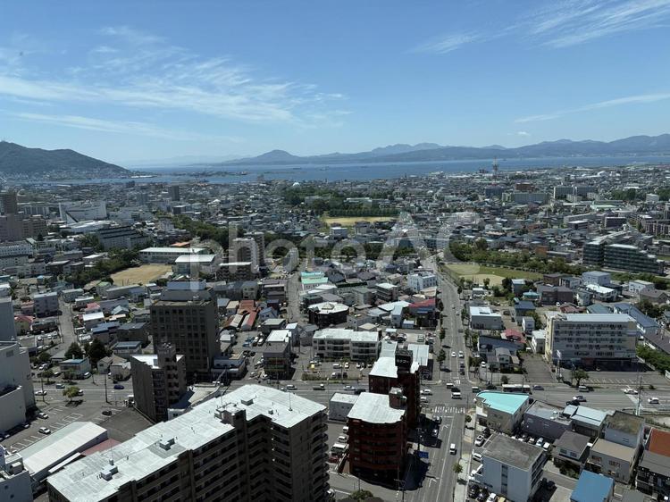 高台から見た港町の街並み 港町,街並み,高台の写真素材