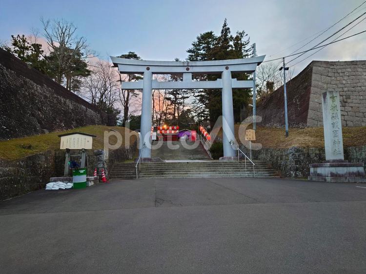 仙台城跡　宮城縣護國神社 仙台,伊達政宗,神社の写真素材