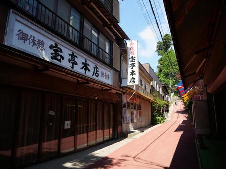 御岳山登山道 商店街 御岳山登山道 商店街 御岳山,東京,青梅市の写真素材