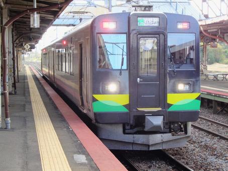JR北海道 H737系電車 JR北海道 H737系電車 jr,北海道,電車の写真素材