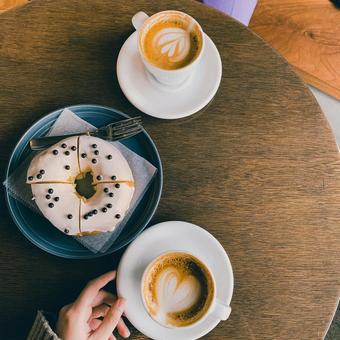 コーヒーとドーナツ コーヒータイム,コーヒー,ティータイムの写真素材