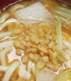 あげ玉　白菜　うどん うどん,揚げ玉,あげ玉の写真素材